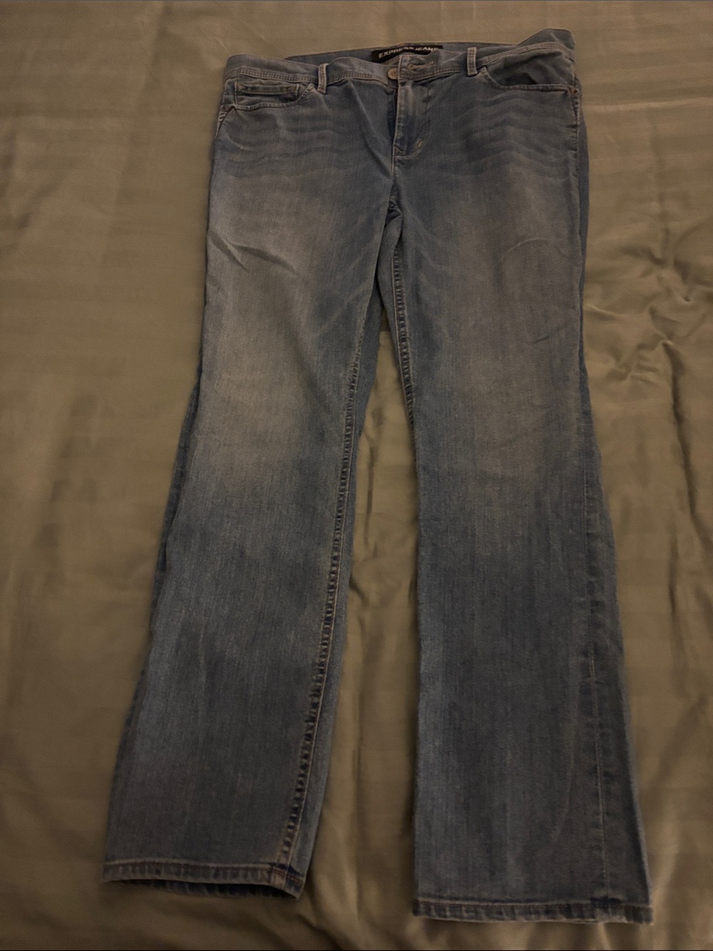 Express Women’s Skinny Jeans in Faded Blue Denim - Picture 1 of 5